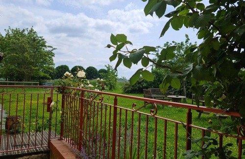 Connerre Cabaña | Casa rural con encanto cerca del circuito de Le Mans – Ideal para familias, parking y tranquilidad
