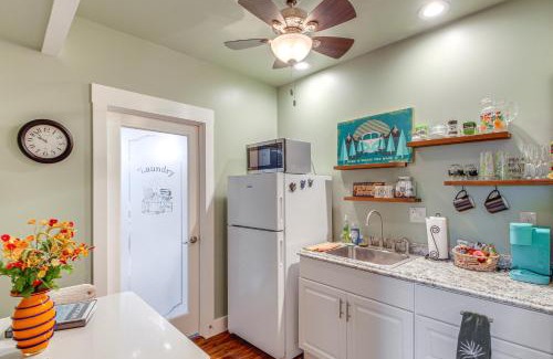 Centerville Apartamento | Countryside Vacation Rental in Paola!