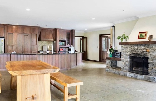 Whitford Casa | Countryside Zen Estate with Sea Views and Pool