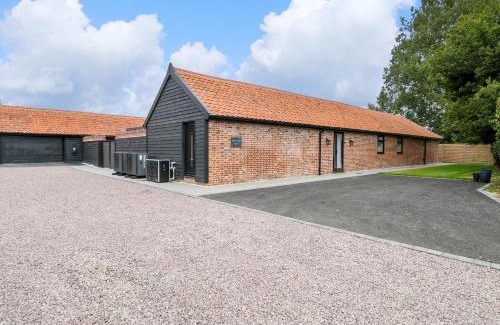 Irstead Casa | County Farm Barn