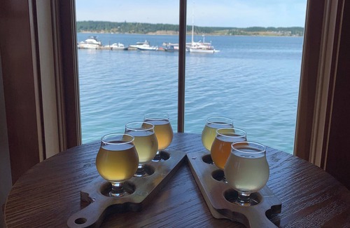 Adelma Beach Apartamento | Coupeville Coveland Suite #4