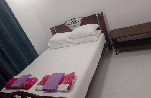 Pinamalayan Otro | Couple Room