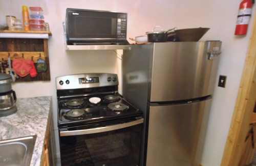 Jefferson Township Cabina | Couple's Cabin in Somerset