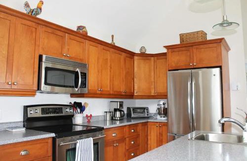 Hancock Point Casa | Couples Cove Cottage