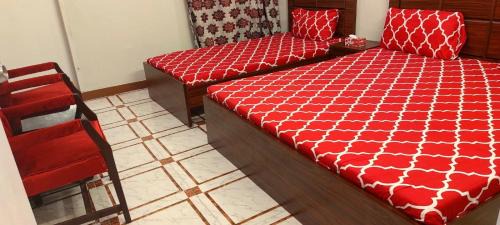 Gulshan-e-Iqbal Casa | Couples Friendly Guest House Karachi - Hotels