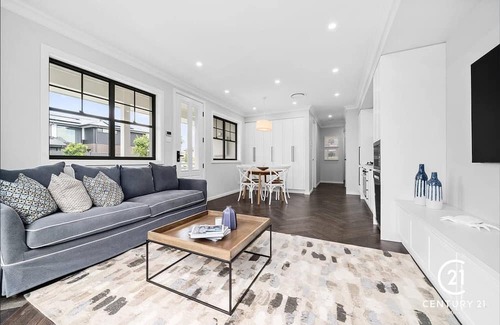 Marsden Park Casa | Couples' Haven - 2 Bedrooms
