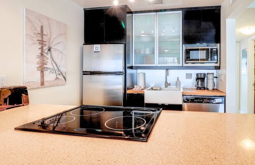 Historic District Condominio | Couples Retreat at Colony Beach Club