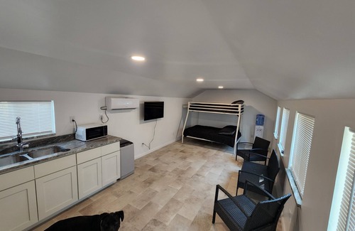 Leadwood Cabina | Couples Retreat with hot tub (cabin2)