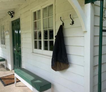 Perth Casa | Couples Unique Stay in Bowling Club newly upgraded