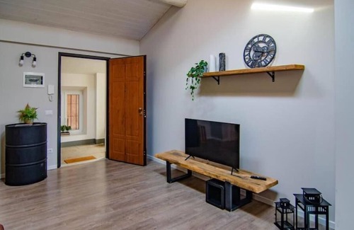 San Leonardo Apartamento | Court 2 apartment in the center with private parking