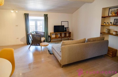 San Leonardo Apartamento | Court1 Downtown apartment with free parking
