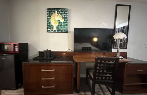 Courtland Hotel | Courtland Inn Motel