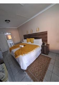 Emalahleni Casa | Courtlyguesthouse