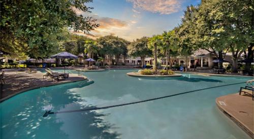 Pleasant Valley Apartamento | Courts Pool PingPong | Ideal for ACL + F1 Fans