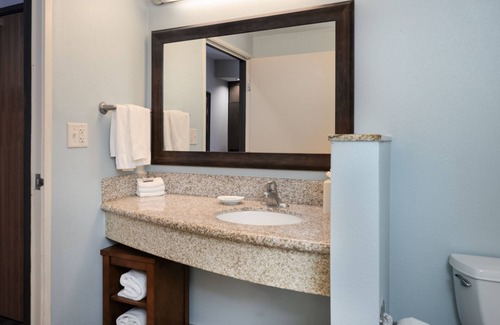 New Braunfels Hotel | Courtyard by Marriott New Braunfels River Village