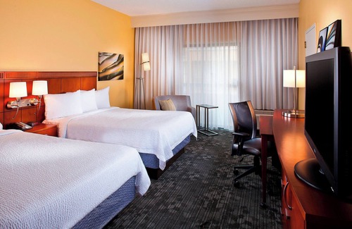Huntsville Hotel | Courtyard by Marriott Huntsville University Drive