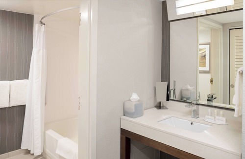 Pike Hotel | Courtyard by Marriott Indianapolis Northwest