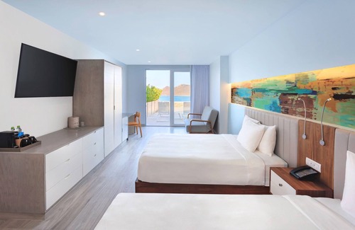 Zona Dorada Hotel | Courtyard By Marriott Mazatlan Beach Resort