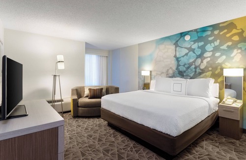 Downtown Miami Hotel | Courtyard by Marriott Miami Downtown