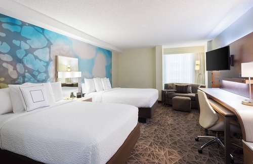 Downtown Miami Hotel | Courtyard by Marriott Miami Downtown