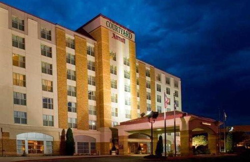Pueblo Hotel | Courtyard by Marriott Pueblo