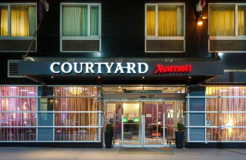 Garment District Hotel | Courtyard by Marriott Times Square West
