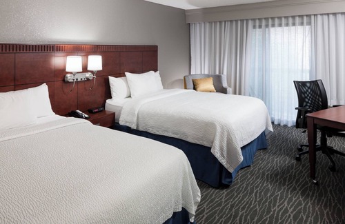 Brazos Hotel | Courtyard by Marriott Waco
