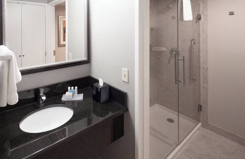 Brazos Hotel | Courtyard by Marriott Waco