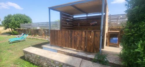 Bazoges-en-Pareds Casa | Courtyard cosy cottage
