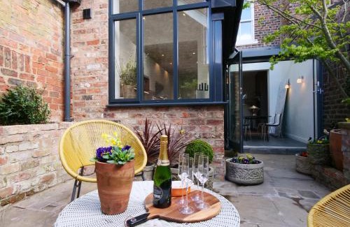 York Casa | Courtyard Cottage York - Free Parking