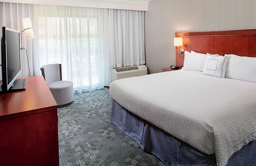Croasdaile Farm Master Hotel | Courtyard Durham Near Duke University/Downtown