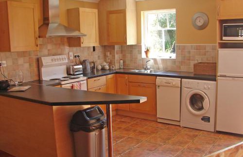 Bettystown Casa | Courtyard Holiday Cottage No 8 by Trident Holiday Homes