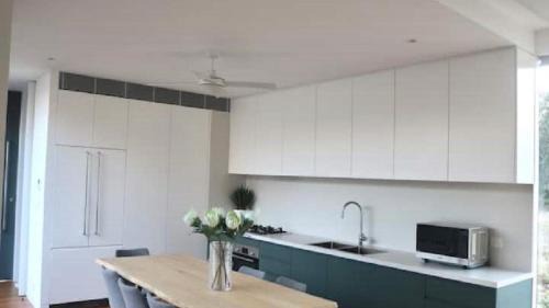 Hawks Nest Casa | Courtyard House On Mungo