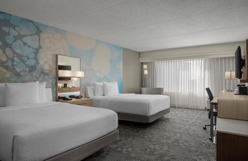 Pike Hotel | Courtyard Indianapolis Northwest