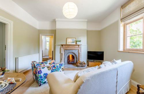 Boraston Casa | Courtyard Retreat