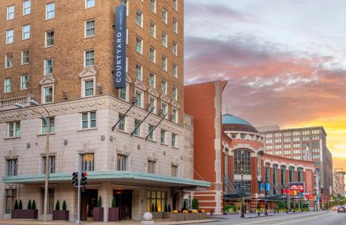 Downtown St. Louis Hotel | Courtyard St. Louis Downtown/Convention Center