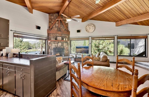 Boulder Bay Cabina | Cove Lakeview Cabin #2064