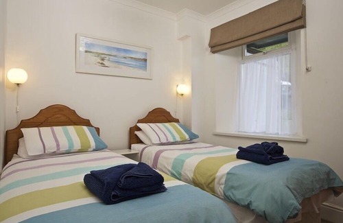 Hope-Cove Cabaña | Cove View, HOPE COVE
