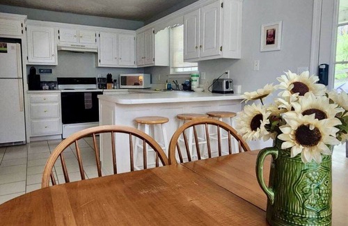 Lookout Mountain Casa | Covenant Cottage with outdoor dining!