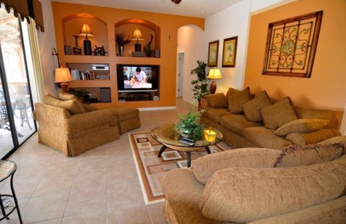 Legacy Park Villa | Coventry Villa 918