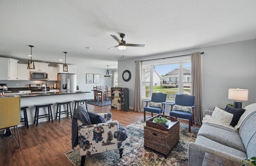 Winterset Casa | Covered Bridge Haven - 3-bedroom house with themed rooms in Winterset