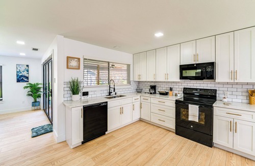 Irving Casa | Covered Patio & Private Yard: Dallas Area Home