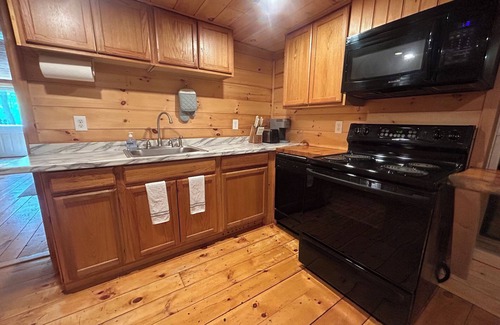 Schuylerville Apartamento | Coveville Cabin- Cozy Adirondack style Studio