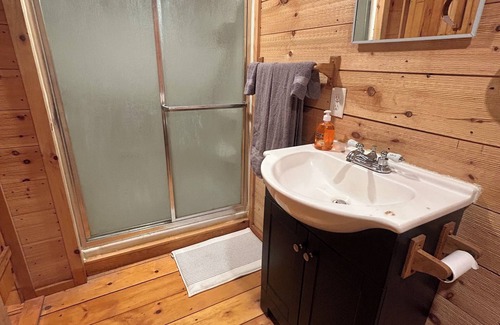Schuylerville Apartamento | Coveville Cabin- Cozy Adirondack style Studio