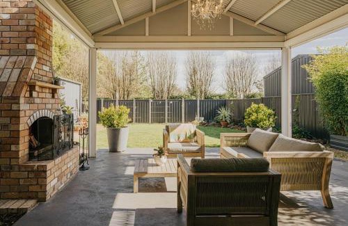 Trentham Casa | Cow Bell Cottage