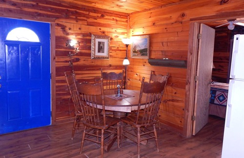 Antlers Cabina | Cowboy Cabin @ Rock'n O Ranch Cabins