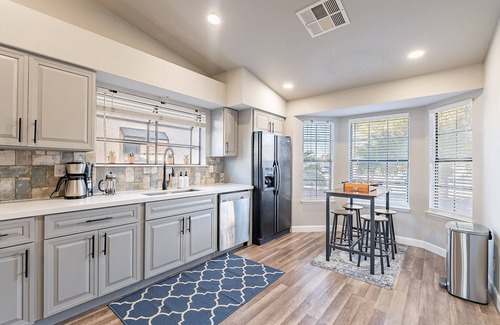 North Las Vegas Casa | Cowboy Pool with games galore! Close to downtown Fremont street and speedway