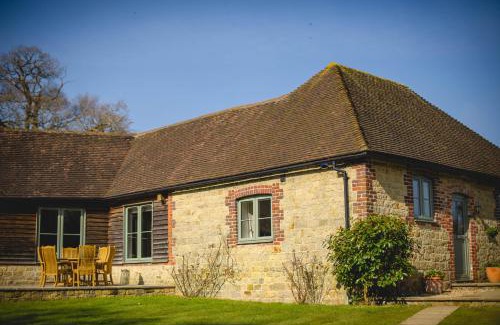 Easebourne Cabina | Cowdray Holiday Cottages