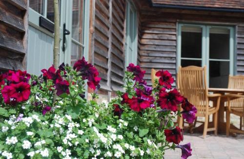 Easebourne Cabina | Cowdray Holiday Cottages