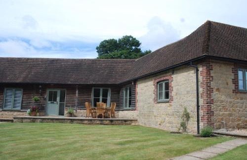 Easebourne Cabina | Cowdray Holiday Cottages